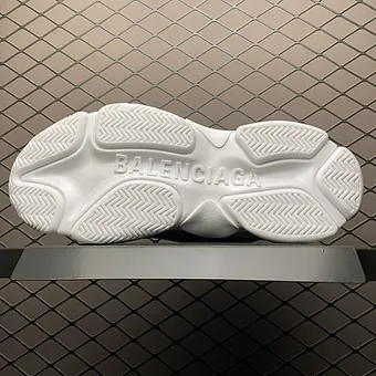 Balenciaga Tripple S White