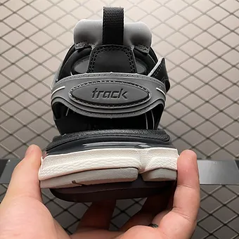 5c0623_84931f38b5ad467eab7ebb91c00d7c0c~mv2 Balenciaga Tracks black / white / gray