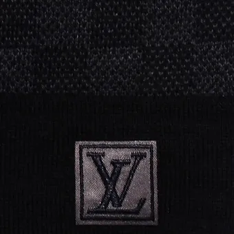 5c0623_849e992d4cd646d580e63ba3179a16e5~mv2 Louis Vuitton black Beanie