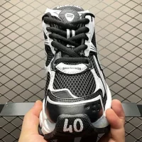 Balenciaga Runners black striped