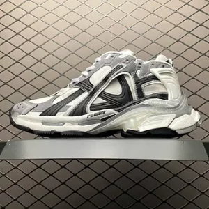 Balenciaga Runners all white black