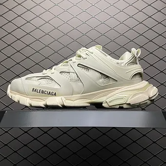 5c0623_c2f86238f7044467b9c5c3b5ade735ff~mv2 Balenciaga Tracks beige