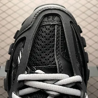 BALENCIAGA TRACK WHITE BLACK VERSION