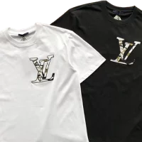 Louis Vuitton Tshirt black or white