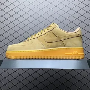 Nike Airforce 1 beige brown