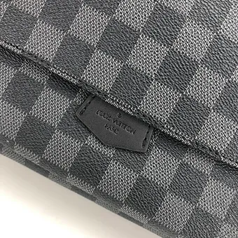 3 Version LV Bag for Men