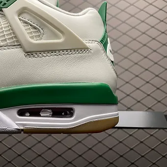 Jordan 4 Turquoise green