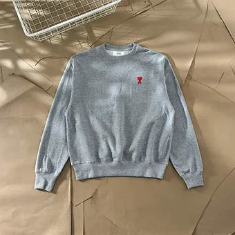 cad729_4b04857b2cb34ae7875d68465226d515~mv2 AMI de Paris soft sweater 3 colors 2