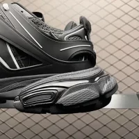 BALENCIAGA TRACK WHITE BLACK VERSION