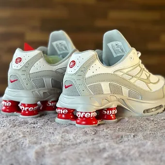 Supreme Nike Shox white