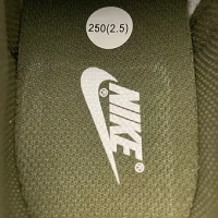 Nike Dunk Low olive green