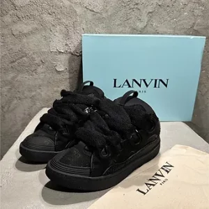 LANVIN black sneaker curb