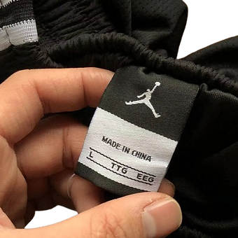 Jordan shortrs black white