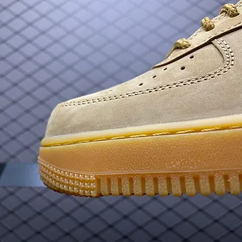 Nike Airforce 1 beige brown