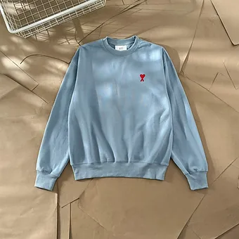 cad729_b9867191530a406492dea8bcaeedb54e~mv2 AMI de Paris soft sweater 3 colors 2