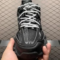 BALENCIAGA TRACK WHITE BLACK VERSION