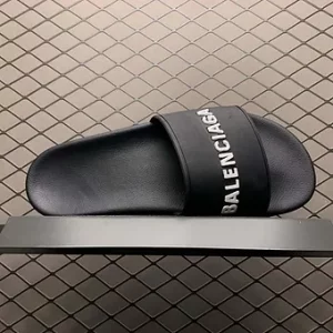 Balenciaga Flip Flops black white