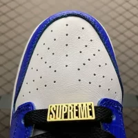 Supreme x Nike SB Dunk Low Hyper Royal