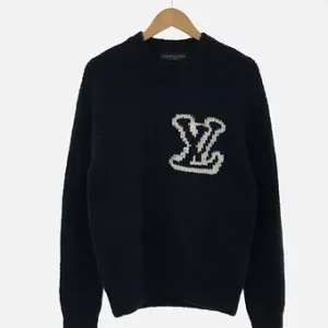LV Sweater Black