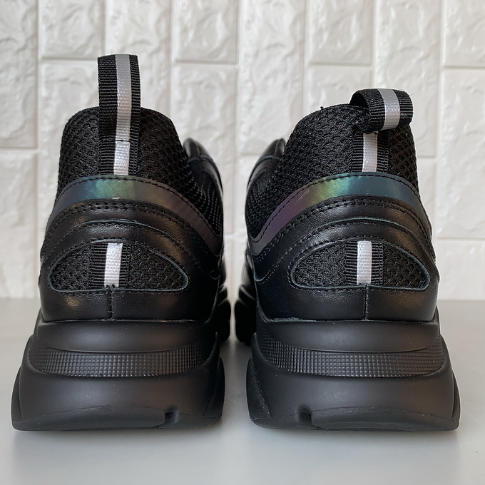 d39d3d_7c3f81f7dabc4f1281738b122e689bf6~mv2 Dior B22 black reflective