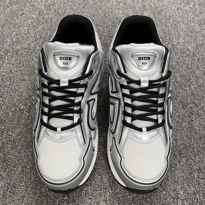 d39d3d_f2515bc45db243cbb9b87f524333f9d7~mv2 Dior B30 silver metallic