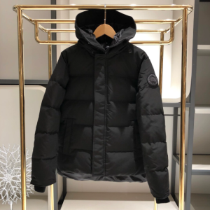 Canada Goose Black Badge Black
