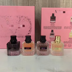 Valentino Fragrance Set 1