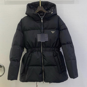 looking-for-this-piece-v0-gal80jyi23wf1 Prada Winterjacket Women Black