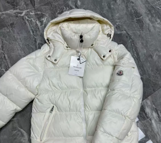 Screenshot 2025-11-06 120305 Moncler Maya White