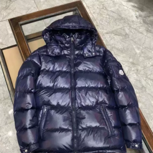 Screenshot 2025-11-06 120331 Moncler Maya Navy