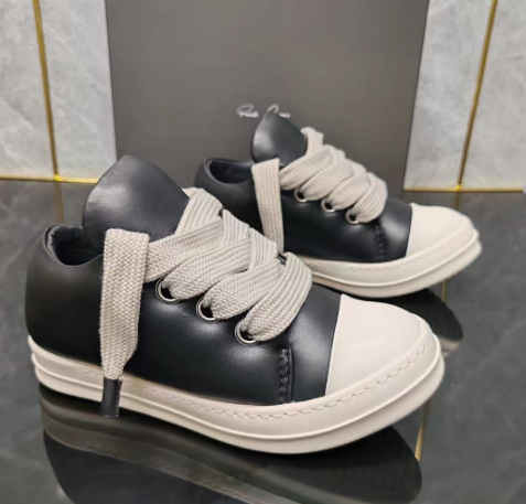 Rick Owens Sneaker Thick Laces Black and White