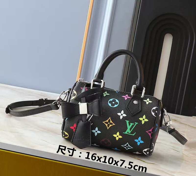 O1CN01dad9hV1hn4VHpuMyt_!!2218376384321-0-cib LV x Murakami Monogram Bag Black
