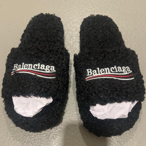 Balenciaga Furry Slides Black