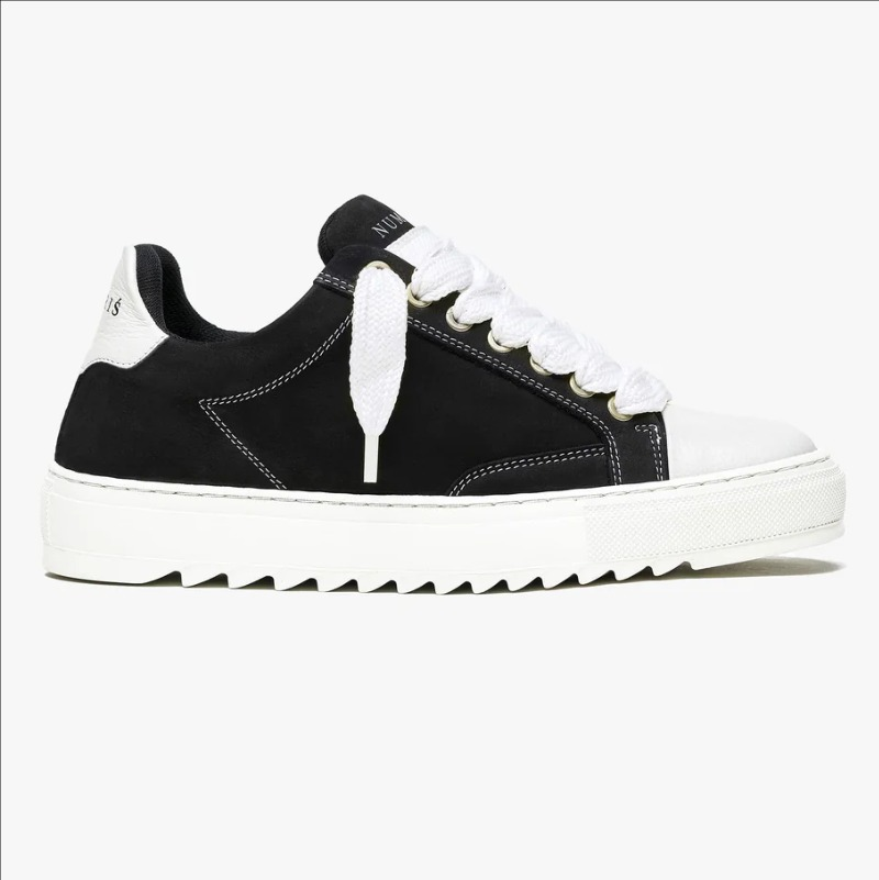 Numeris Sneaker Black White Sole